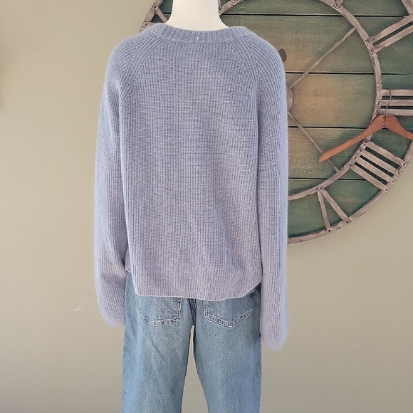 Quince 100% Mongolian Cashmere Fisherman Crewneck Sweater In Faded Denim - Picture 4 of 16